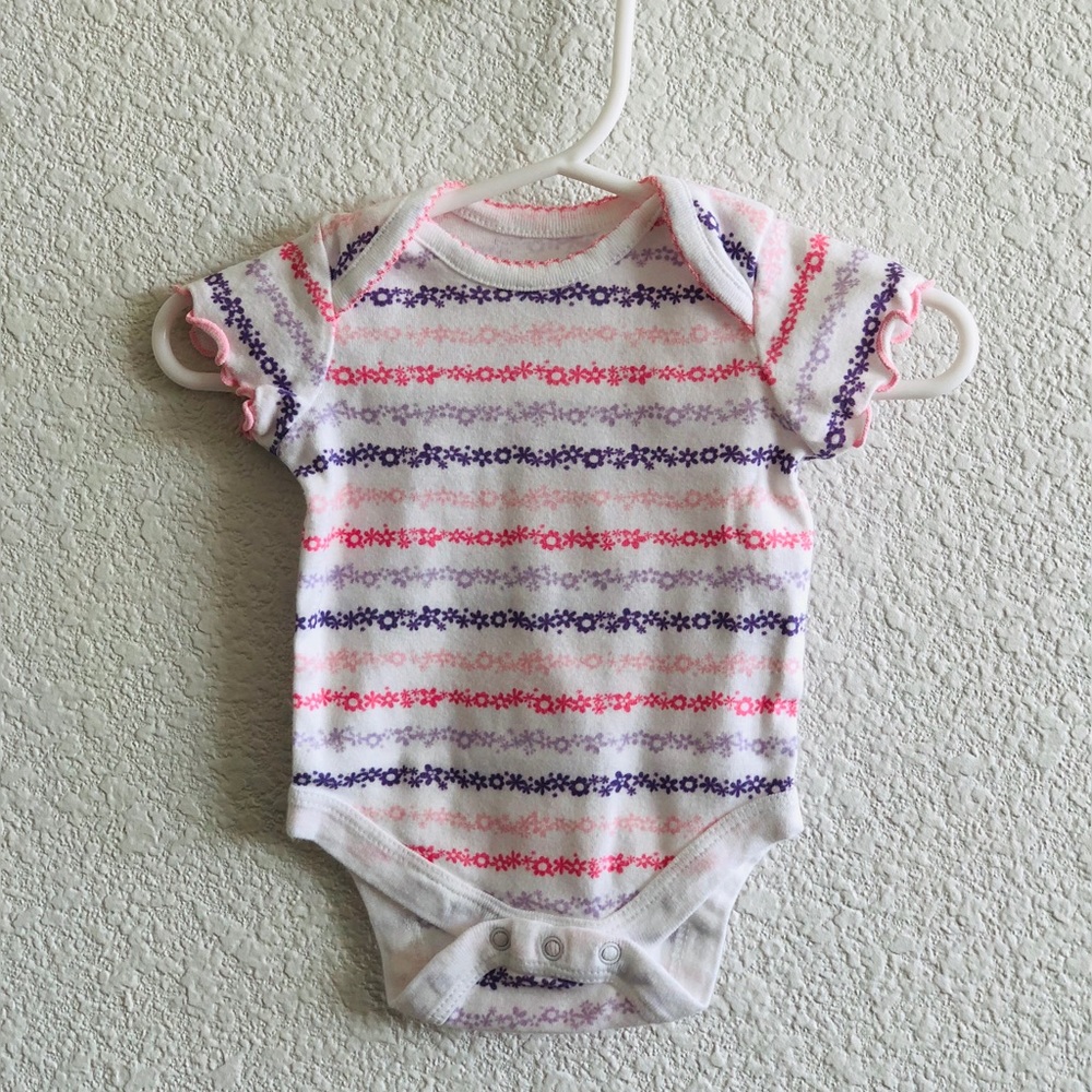 Onsie - Picture 7 of 7